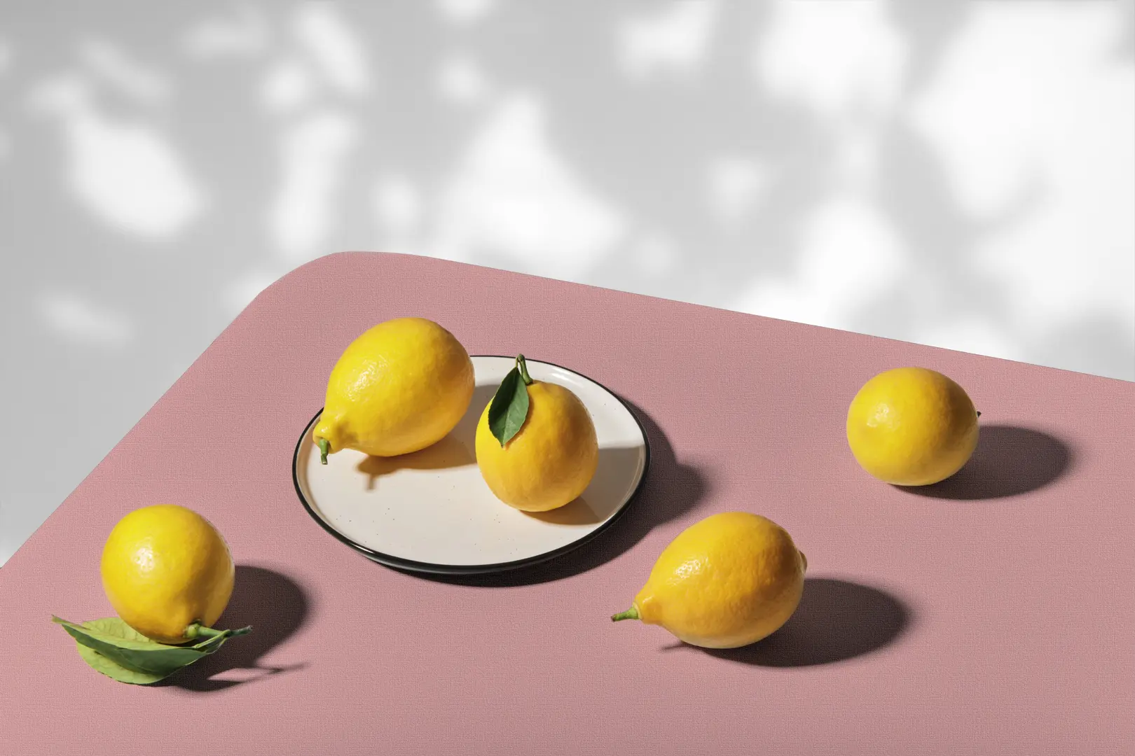 Obrus ciemnor&oacute;żowy 100x100 cm