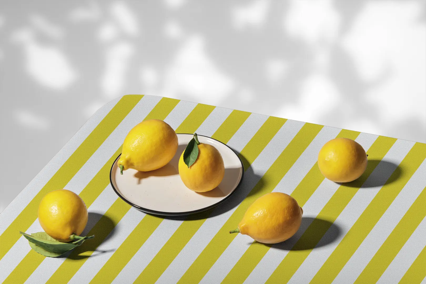 Obrus ź&oacute;łte paski 2 cm 100x100 cm