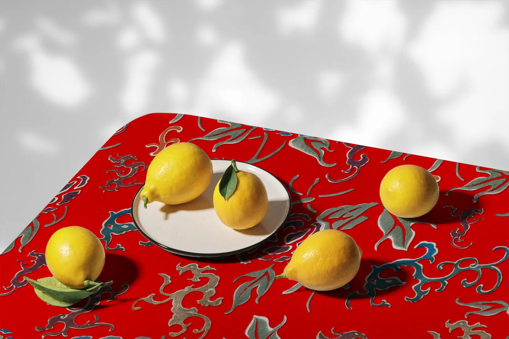 Obrus wschodnia czerwień 100x100 cm