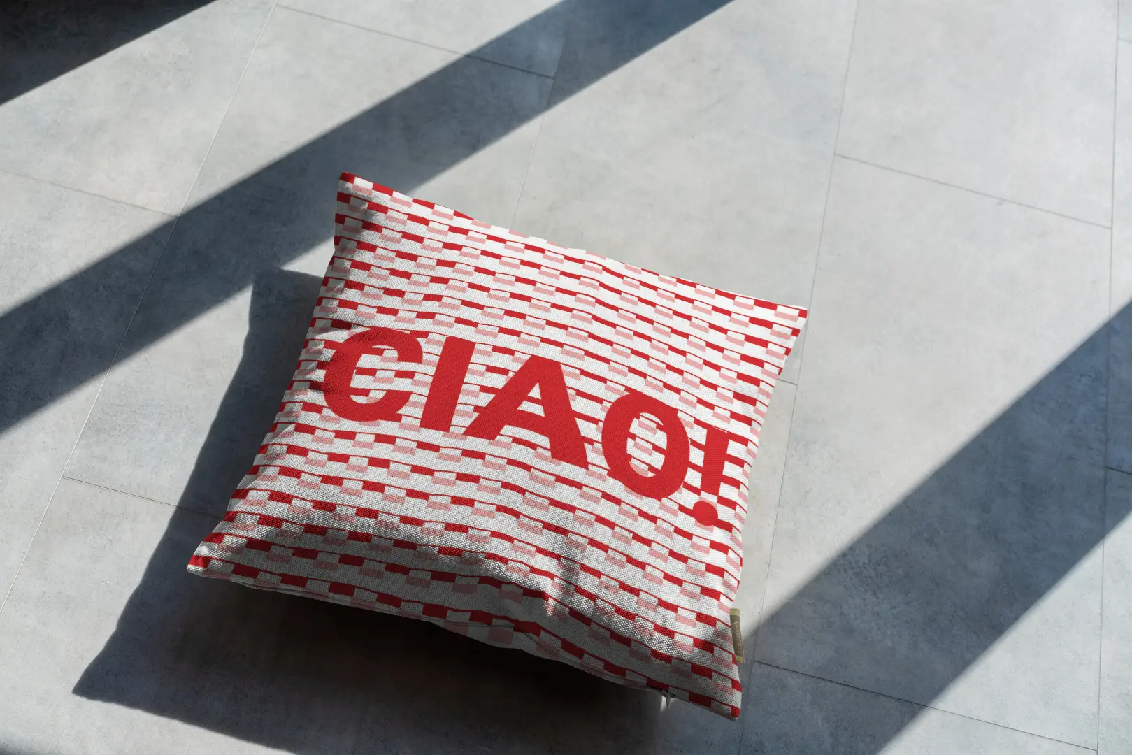 Poduszka - Ciao czerwone - obrazek 3