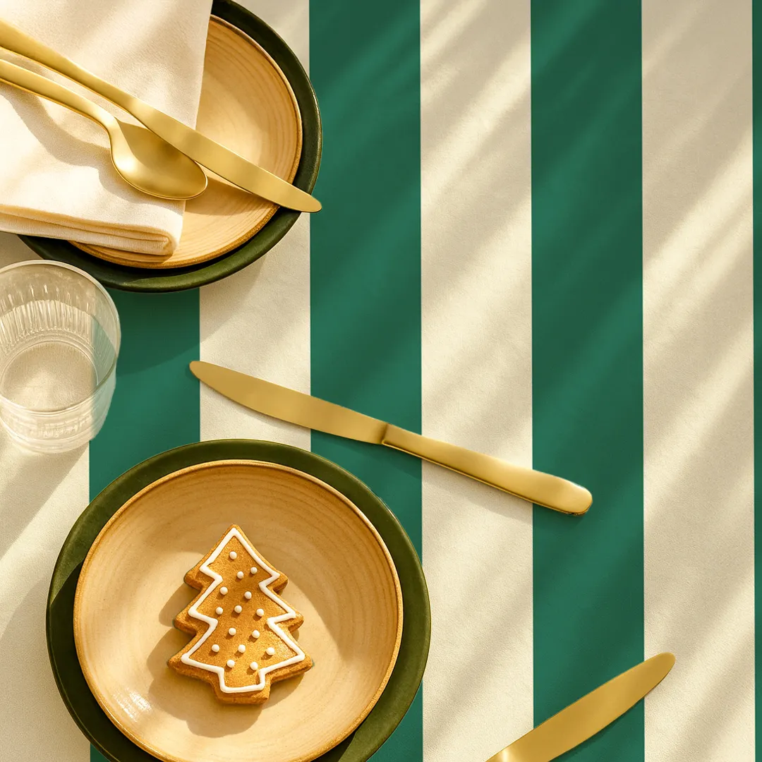 Obrus świąteczny klasyczne zielone pasy 35x45 cm