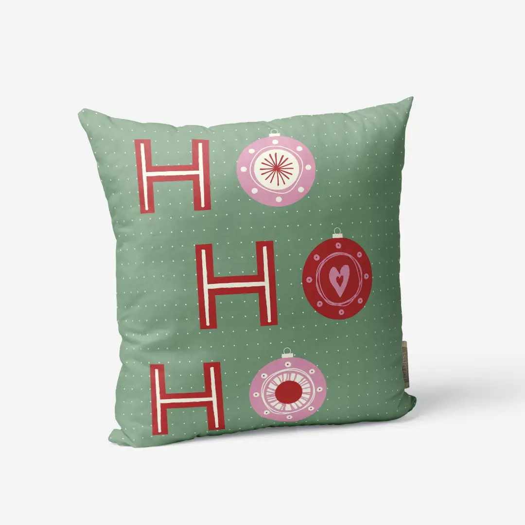 Poduszka świąteczna HO HO HO bombki zielone tło 45x45 cm