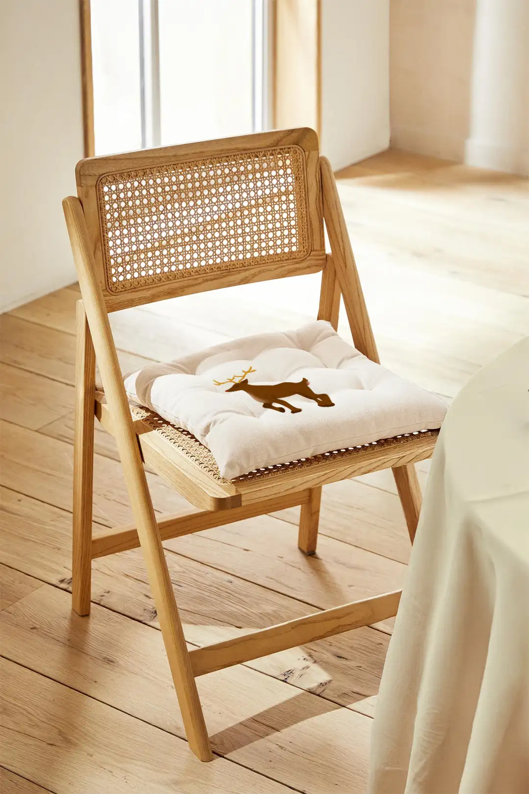 Poduszka świąteczna na krzesło Minimalistyczny renifer 40x40 cm