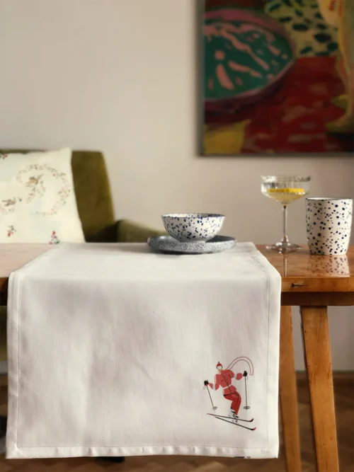 Bieżnik Czerwona narciarka 40x150 cm