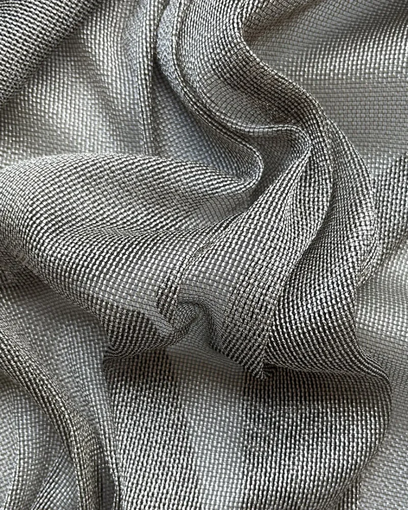 4.2.2 4.1.1 Misty - grafitowa - faktura