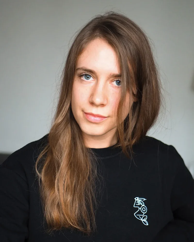 Julia Hanke 3x4